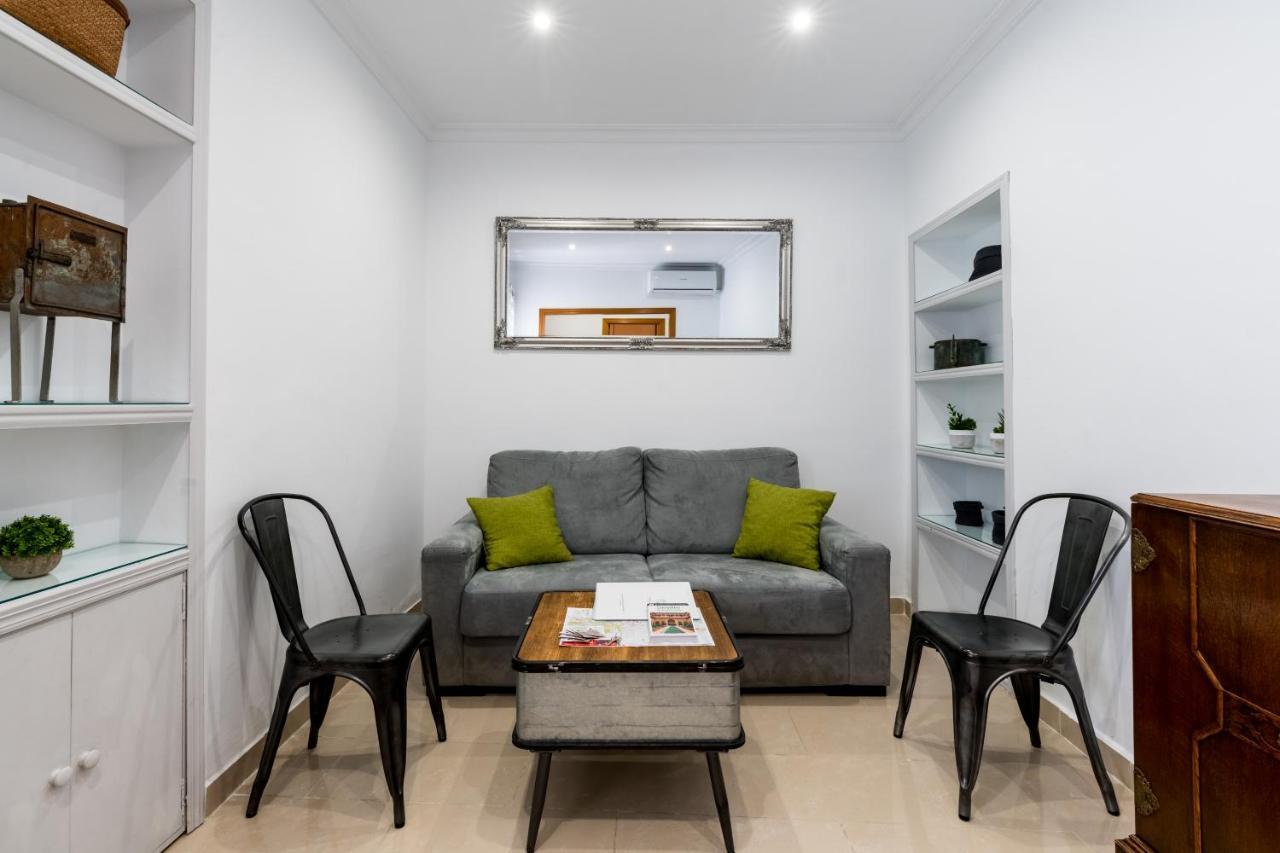 Holi-Rent Salado Lägenhet Sevilla Exteriör bild